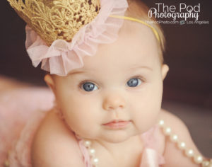 Birthday-Crown-Baby-Girl-Portrait-Photographer