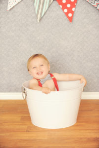 Best-Baby-Photographer-Pacific-Palisades-Studio-Portrait-Session-First-Birthday-Cake-Smash-Bucket-Flags