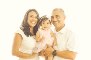 Best-Family-Portrait-Photographer-Marina-Del-Rey-White-Window-Pod-Glow