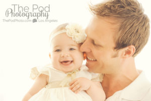 Daddy-Daughter-Snuggle-Nuzzle-Smile-Close-Up-Brentwood-Photography