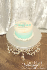 Best-First-Birthday-Cake-Smash-Photographer-Los-Angeles-SusieCakes-Teal-White-SIlver