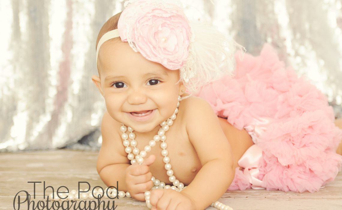 Best-Santa-Monica-Baby-Photographer-Girly-Tutu-Headband-Pearls_Sequins-Sparkle