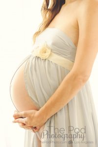 beautiful-pregnant-belly-photography