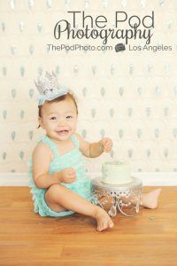 Best-First-Birthday-Cake-Smash-Photographer-Pacific-Palisades-SusieCakes-Smash-Cake