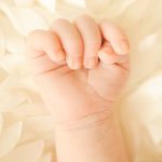 newborn-baby-details-hand