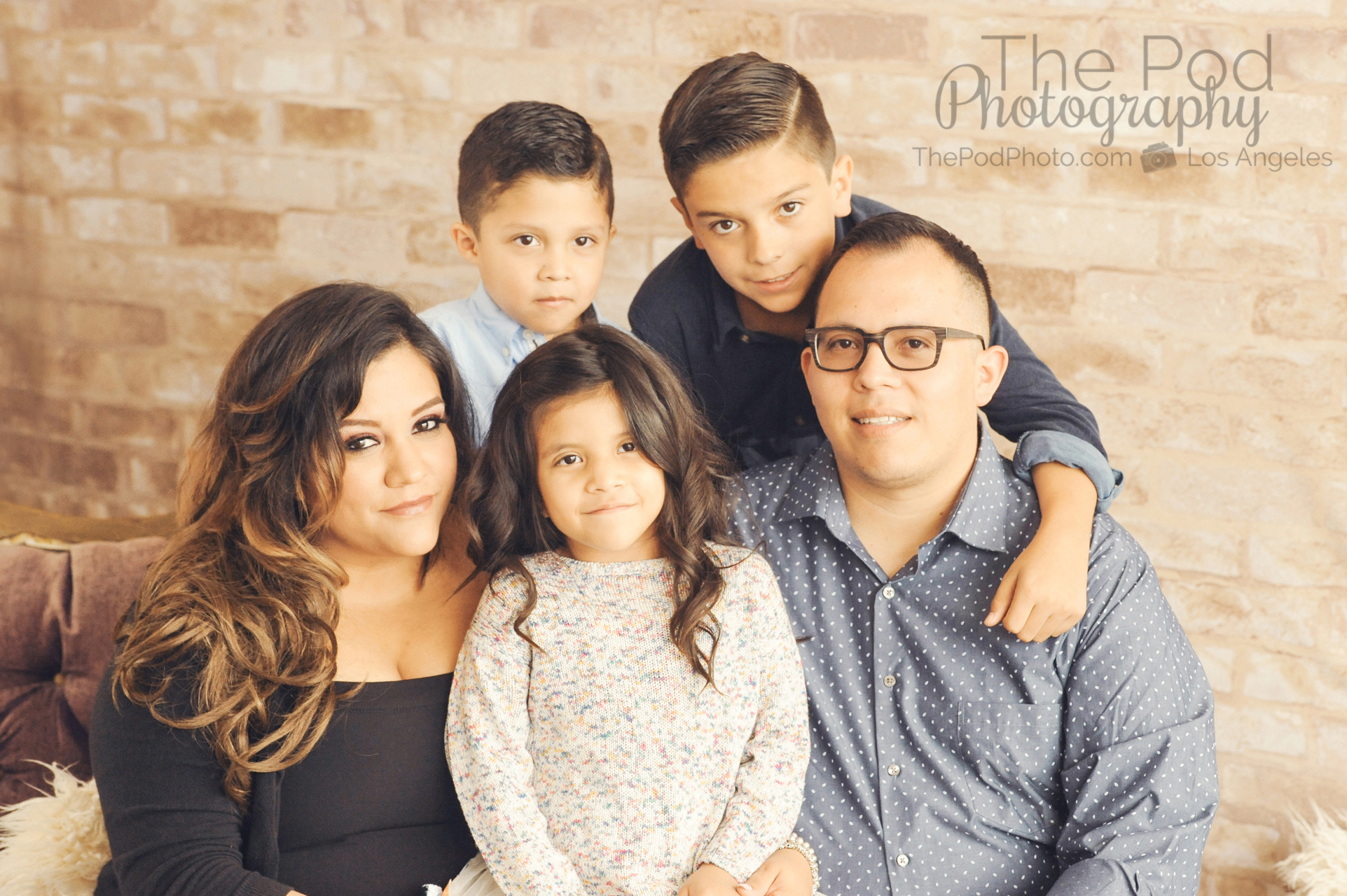 Family With Teenagers Posing In Studio Portrait High-Res Stock Photo -  Getty Images