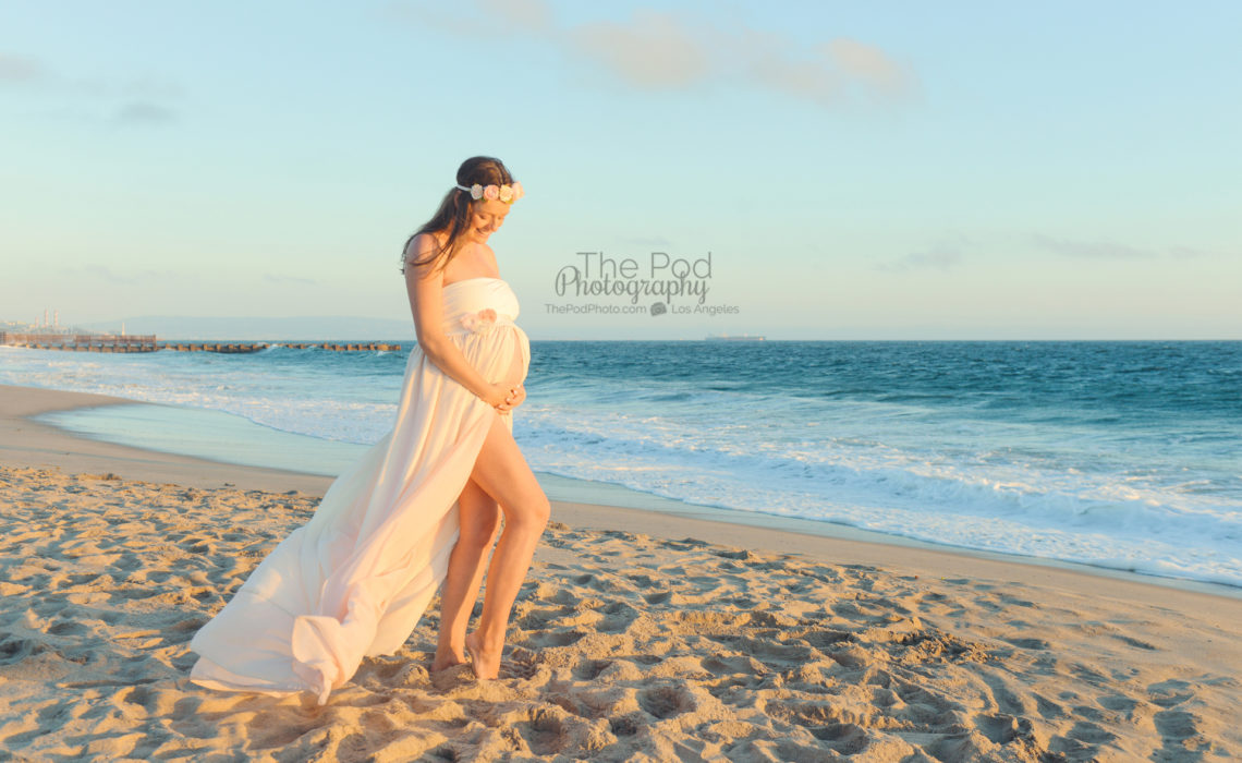 Maternity Photographer Manhattan Beach  Romantic Couple Pregnancy Photo  Shoot - Los Angeles based photo studio, The Pod Photography, specializing  in maternity, newborn, baby, first birthday cake smash and family pictures.