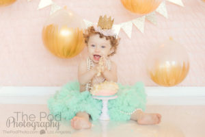 cake-smash-one-year-photographers-woodland-hills