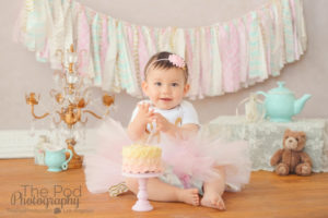 best-first-birthday-cake-smash-photographer-pasadena