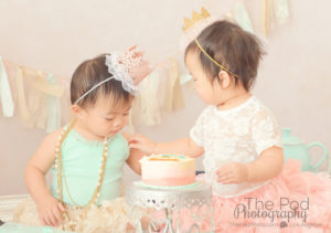 twin-cake-smash-photoshoot
