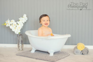 baby-in-a-bathtub-los-angeles-photographer