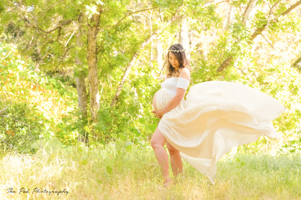 Maternity Photographer Malibu | Rustic Pregnancy Outdoor Photo Shoot ...