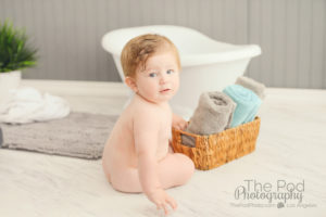 naked-baby-bathtime-photography