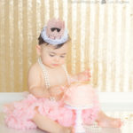 baby's-first-birthday-photography-session-with-cake