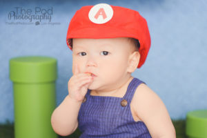 first-birthday-cake-smash