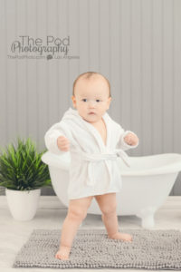 baby-bathrobe-best-manhattan-beach-photographer