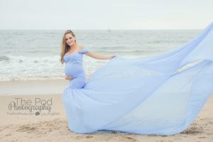 maternity-gown-blue-at-beach