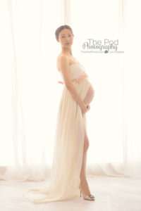 sophisticated-mother-to-be