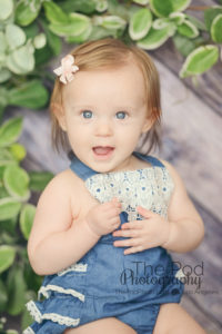 baby milestones portraits