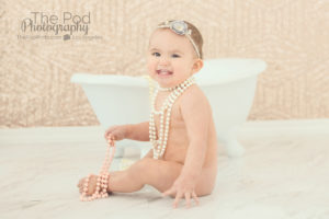 bathtime-for-baby-professional-photo-session
