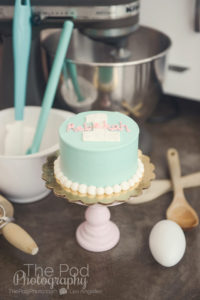 adorable-smash-cake-top-tier-treats