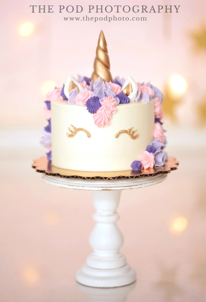 Tlotlego's 1st unicorn cake smash and bubble bath birthday | Mabokela  Studios