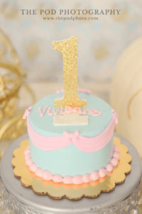 top-tier-treats-and-the-pod-photography-cinderella-smash-cake
