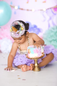 unicorn-first-birthday-photos-los-angeles-cake-smash