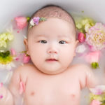 baby-milk-bath-photo-session