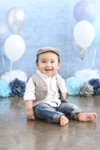 twin-first-birthday-cake-smash