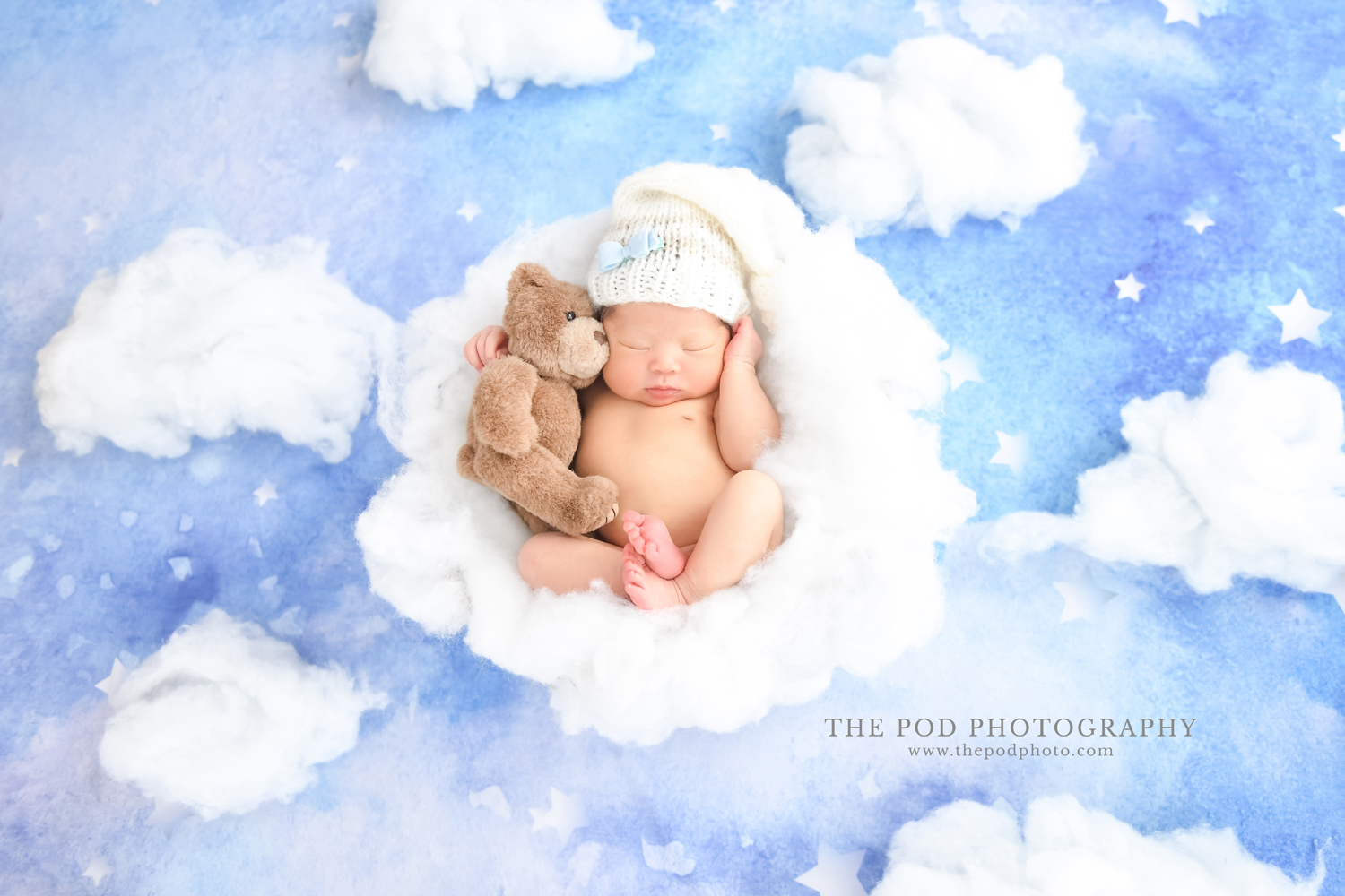 Newborn Photographer Downtown Los Angeles - Creative Baby Pictures - Los  Angeles based photo studio, The Pod Photography, specializing in maternity,  newborn, baby, first birthday cake smash and family pictures.