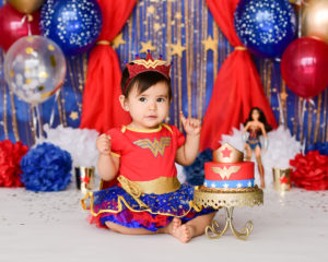 wonder woman cake smash