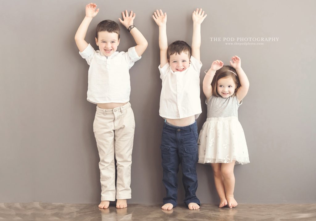 3 reasons why you should get your family photographed. – Agandy Studios