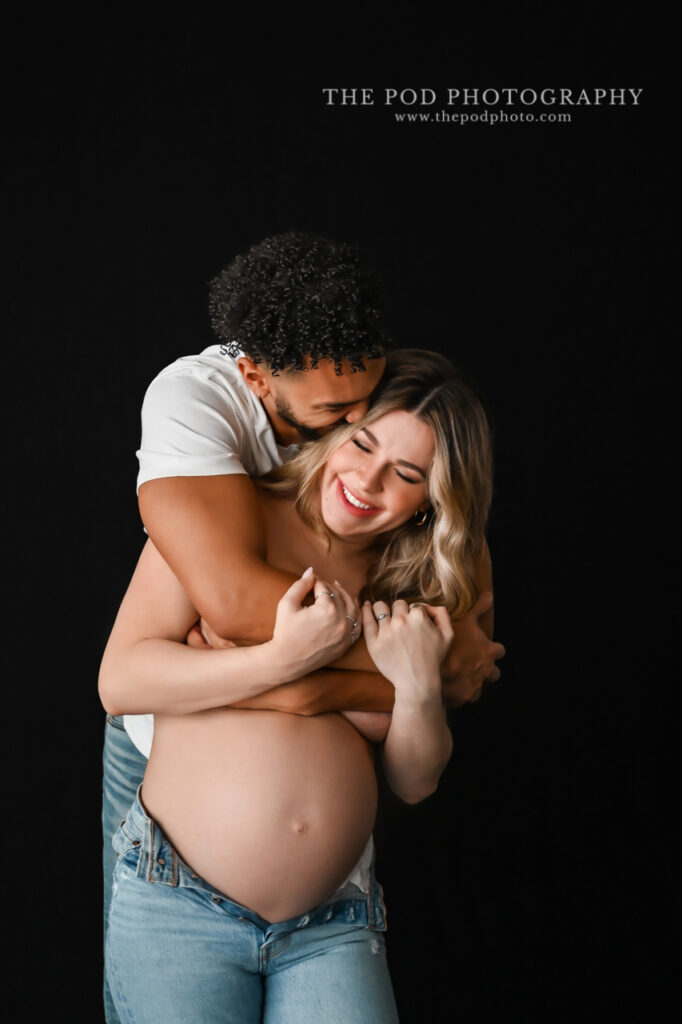 Hollywood Maternity Photography  Siblings Love to Be Involved Too! - Los  Angeles based photo studio, The Pod Photography, specializing in maternity,  newborn, baby, first birthday cake smash and family pictures.
