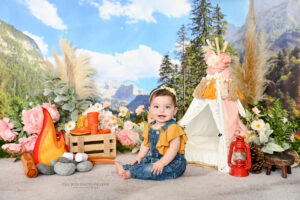 baby-girl-milestone-photography-7-months-sitting-up-santa-monica-pacific-northwest-outdoor-family