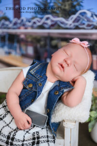 newborn-metro-station-theme-baby-girl
