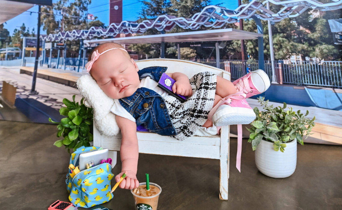 newborn-metro-theme-photoshoot-los-angeles