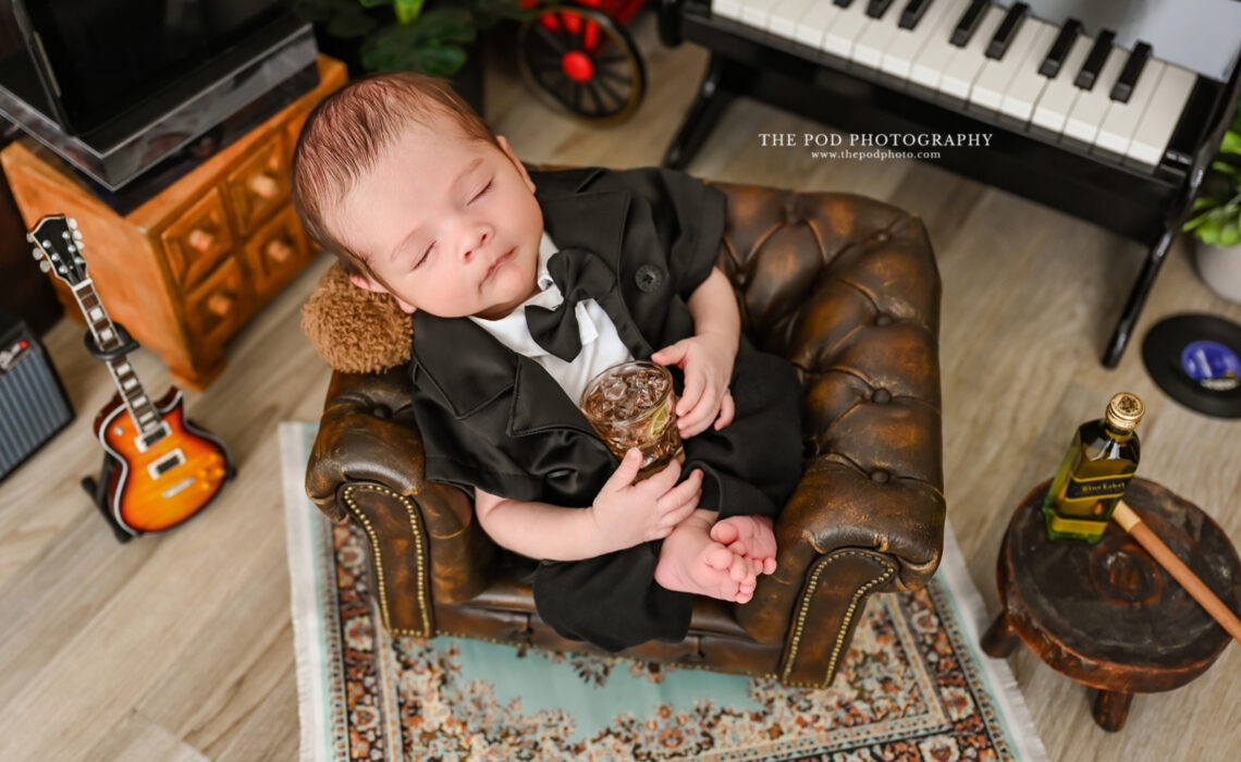 newborn-baby-boy-tuxedo-lounge-theme-los-angeles