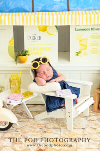 close-up-newborn-sunglasses-photo-the-pod-photography