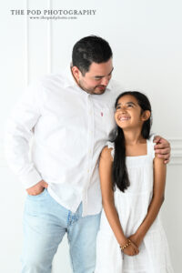 dad-and-daughter-portrait-maternity-session-the-pod-photography-1