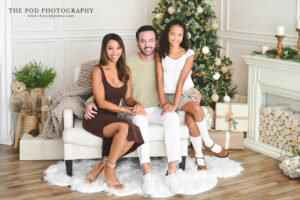 cozy-holiday-family-photography-los-angeles-the-pod