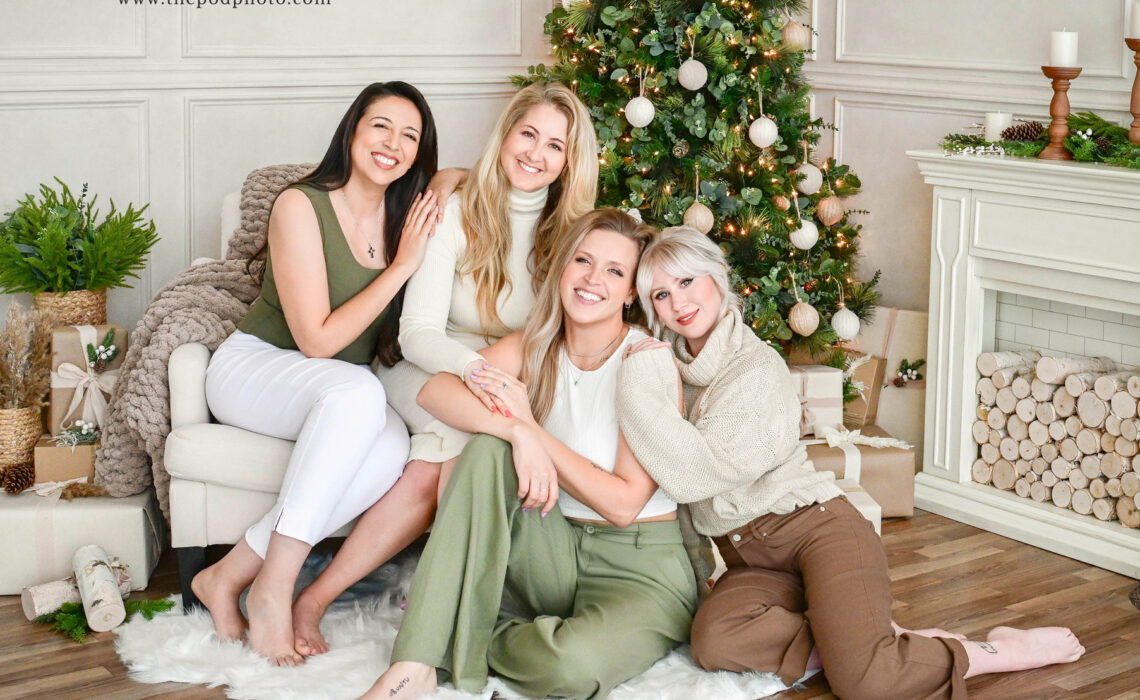 los-angeles-studio-holiday-portraits-the-pod-photography
